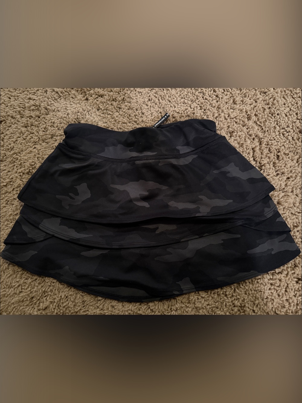 EUC Athleta Girls Sz. Small (7) Black Camo Lux Swing Skort